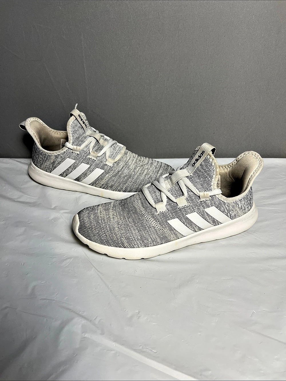 Adidas Cloudfoam Women's 9.5 Gray White Sneakers